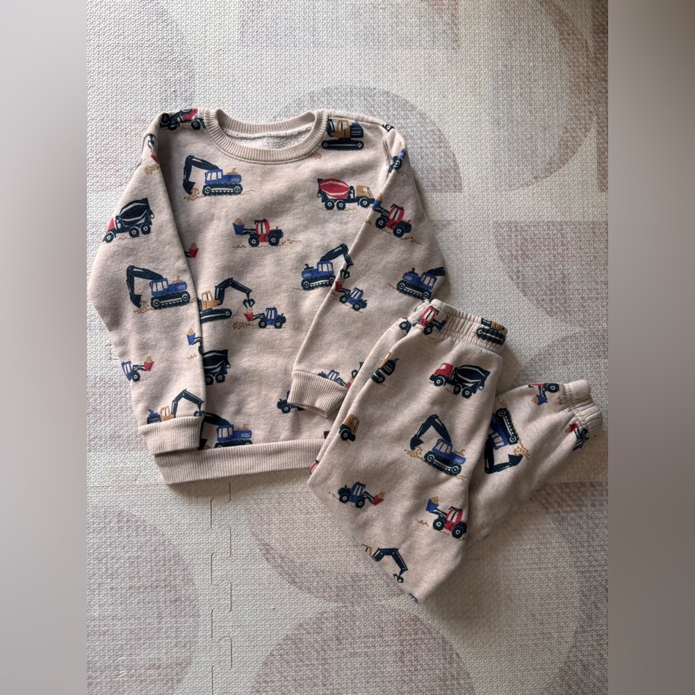 Garanimals Sweatsuit Set